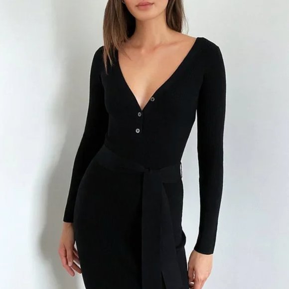 ** ONLY Worn Twice** The Group by Babaton Henley Sweater Dress - Picture 2 of 5